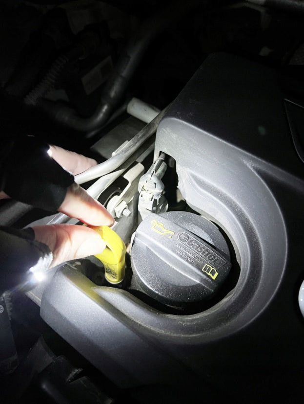 Rękawiczki z Latarką LED — Precyzyjne Oświetlenie Do Pracy w Ciemnych Miejscach